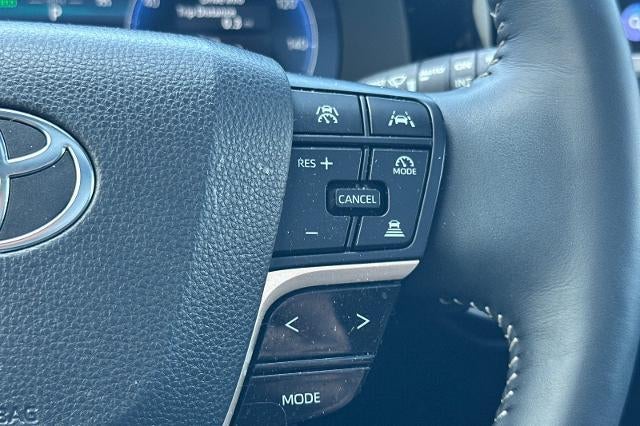 2025 Toyota Crown Signia Limited