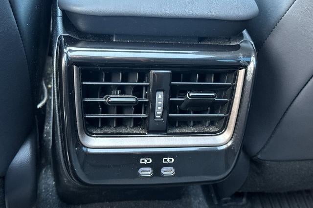 2025 Toyota Crown Signia Limited