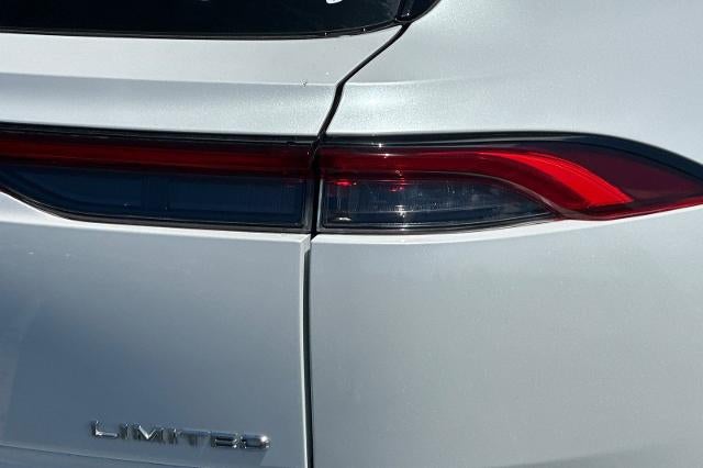 2025 Toyota Crown Signia Limited