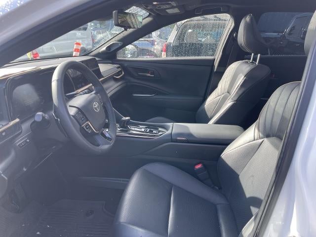 2025 Toyota Crown Signia Limited