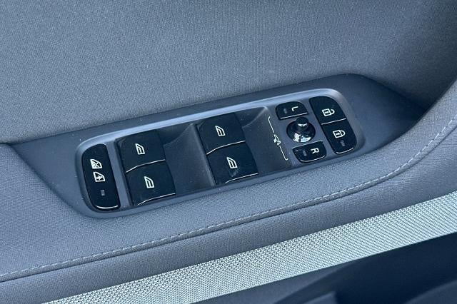 2024 POLESTAR 2 Base