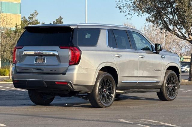 2023 GMC Yukon SLT