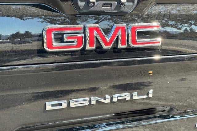 2023 GMC Sierra 2500 HD Denali