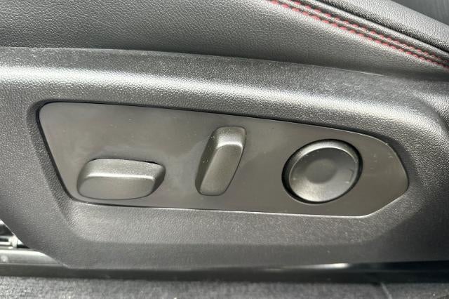 2023 GMC Canyon AT4X