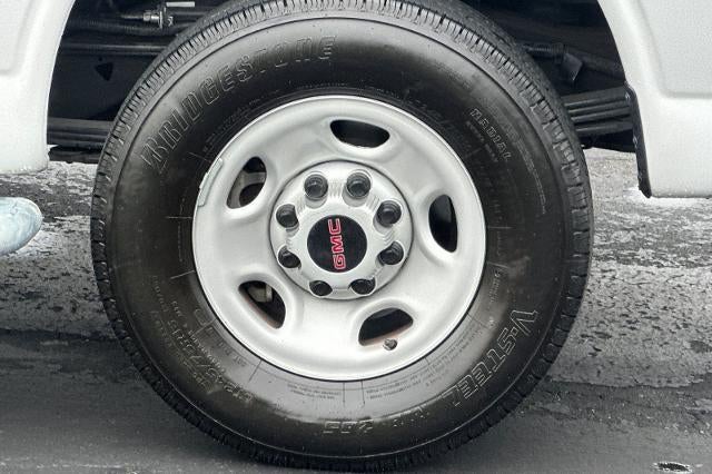 2024 GMC Savana Cargo 2500 Base