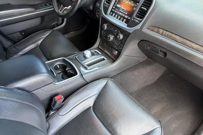 2022 Chrysler 300 Touring L
