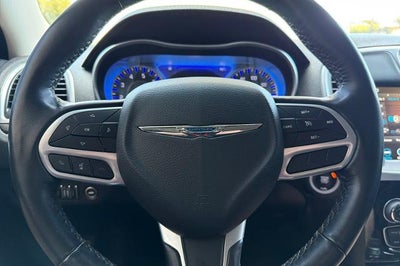 2022 Chrysler 300 Touring L