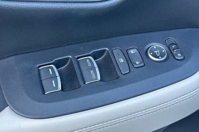 2024 Honda HR-V AWD EX-L