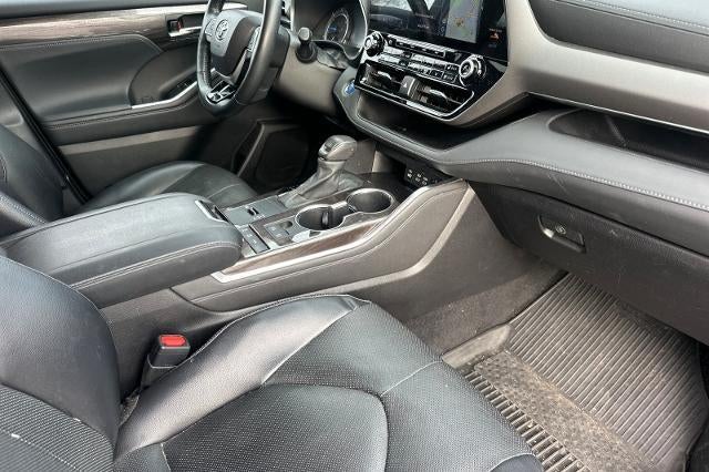 2022 Toyota Highlander Hybrid Limited
