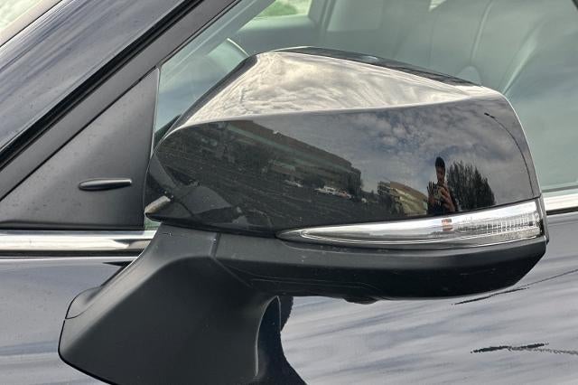 2022 Toyota Highlander Hybrid Limited