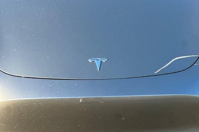 2025 Tesla Model Y Performance