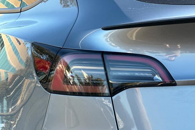 2025 Tesla Model Y Performance
