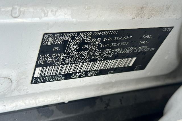 2020 Toyota RAV4 LE