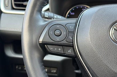 2020 Toyota RAV4 Hybrid XLE