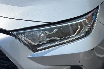 2020 Toyota RAV4 Hybrid XLE