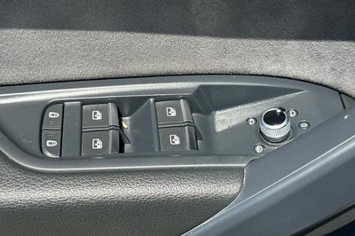 2023 Audi SQ5 Premium TFSI quattro Tiptronic