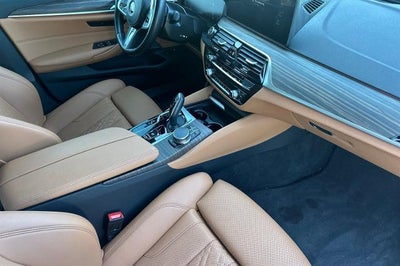 2023 BMW 530e 530e
