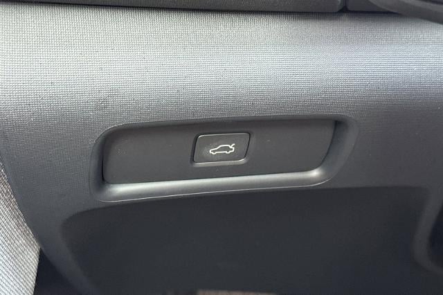 2023 POLESTAR 2 Base