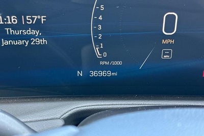 2024 Cadillac XT4 Premium Luxury