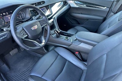 2025 Cadillac XT6 Premium Luxury
