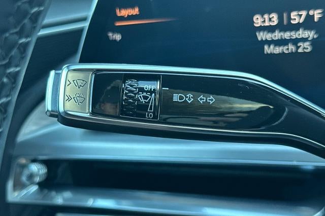 2024 Cadillac LYRIQ Luxury 1