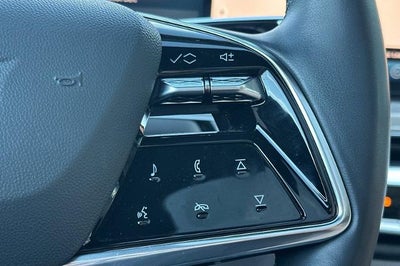 2024 Cadillac LYRIQ Luxury 1