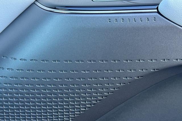 2024 Cadillac LYRIQ Luxury 1