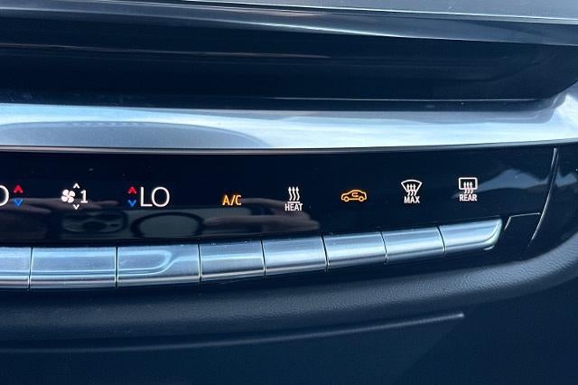 2024 Cadillac LYRIQ Sport 3