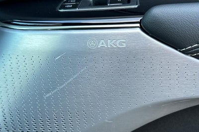 2024 Cadillac LYRIQ Sport 3