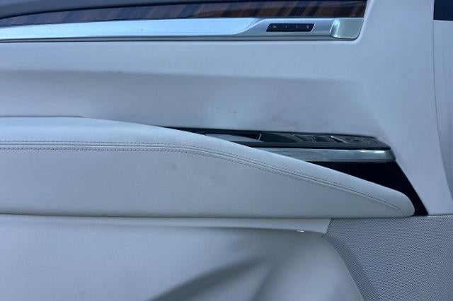 2025 Cadillac Escalade ESV Premium Luxury Platinum