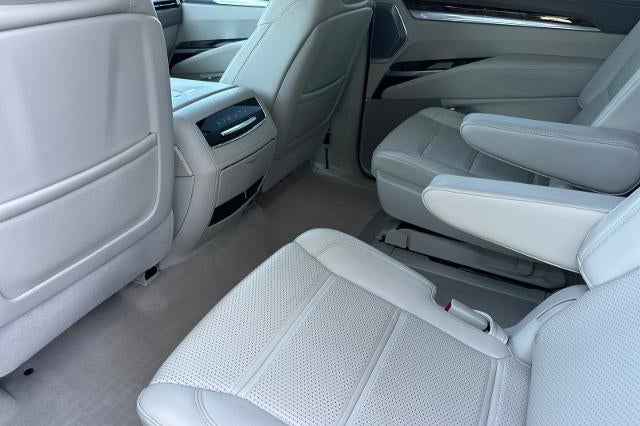 2025 Cadillac Escalade ESV Premium Luxury Platinum