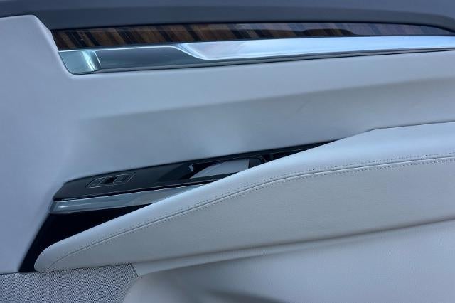 2025 Cadillac Escalade ESV Premium Luxury Platinum