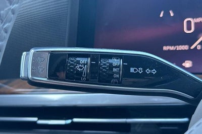 2025 Cadillac Escalade ESV Premium Luxury Platinum