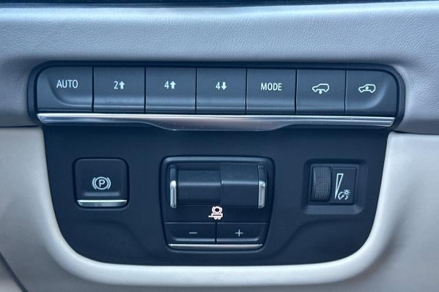 2025 Cadillac Escalade ESV Premium Luxury Platinum