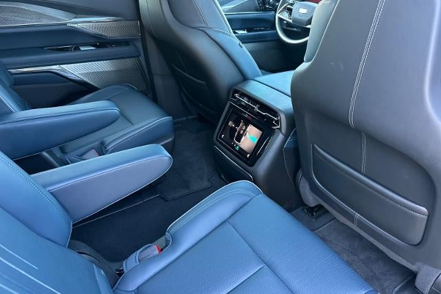 2025 Cadillac ESCALADE IQ Sport 2