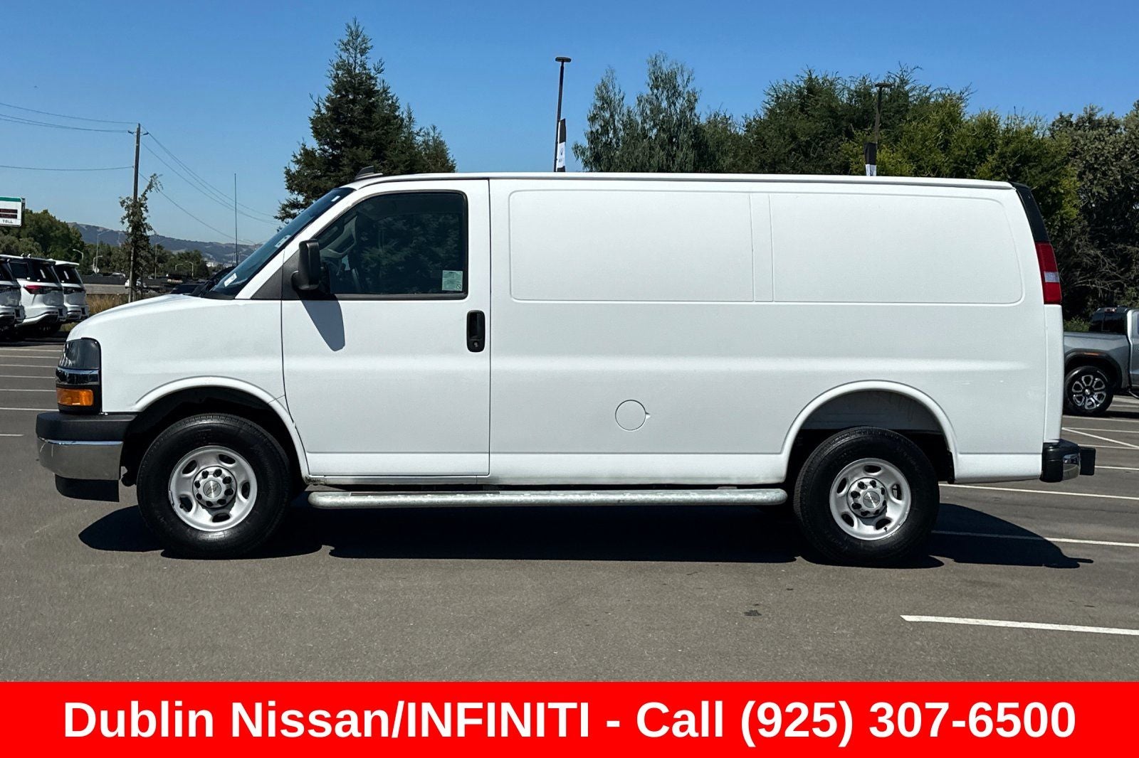 2025 Chevrolet Express 2500 Work Van Cargo