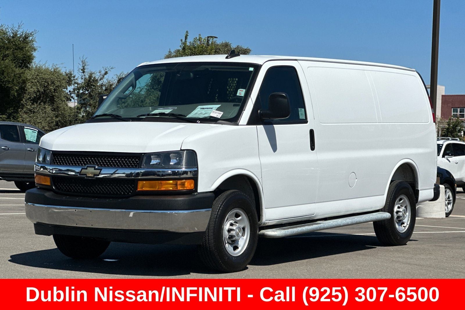 2025 Chevrolet Express 2500 Work Van Cargo