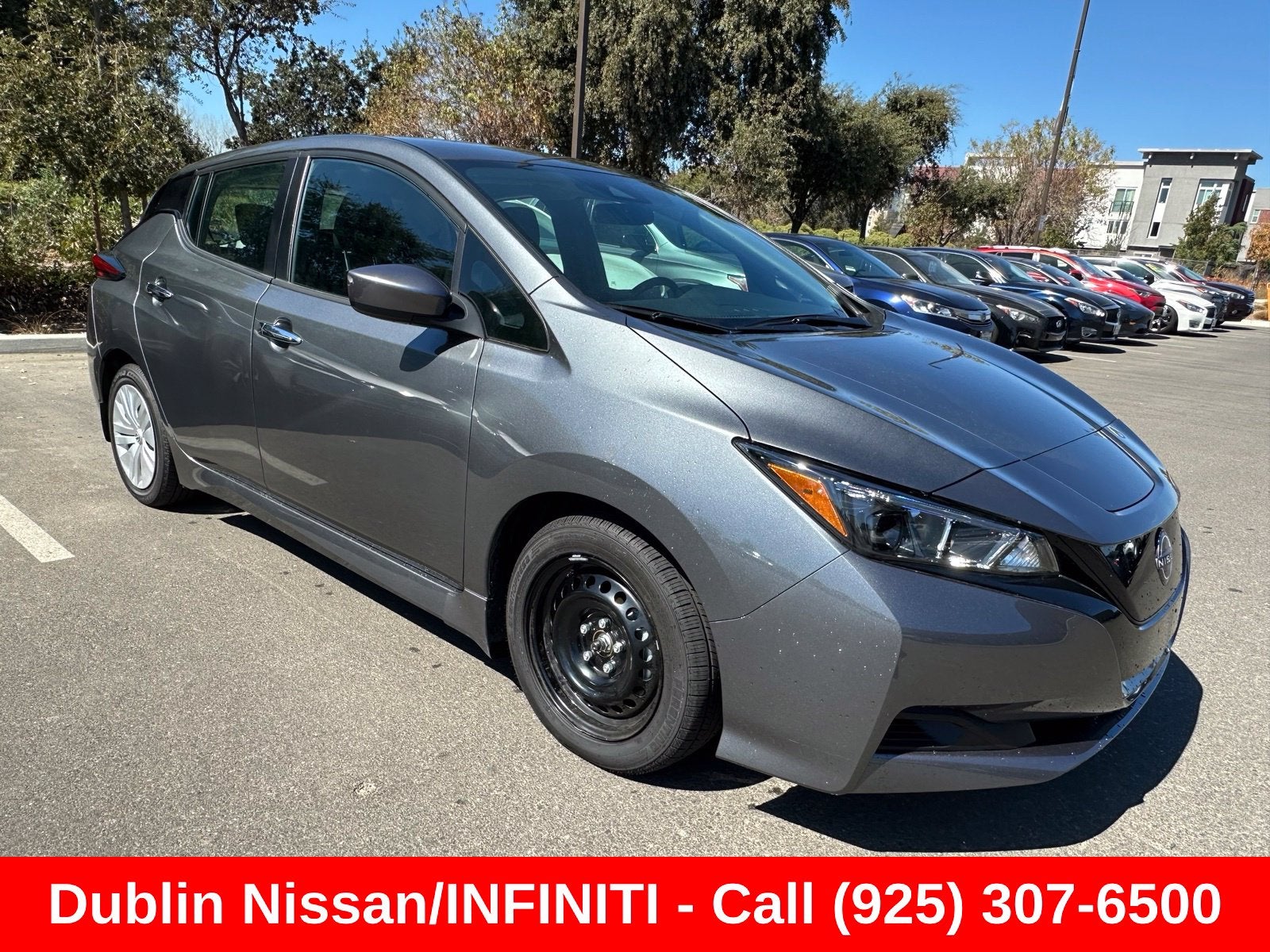 2025 Nissan Leaf S