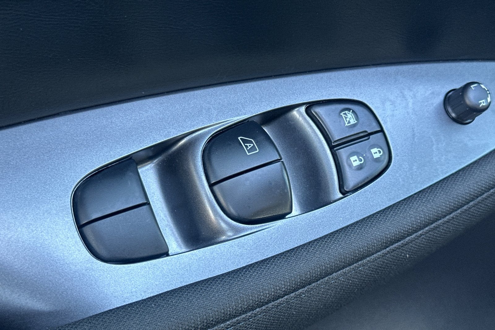 2025 Nissan Leaf S