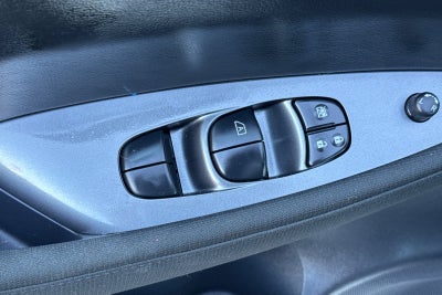 2025 Nissan Leaf S