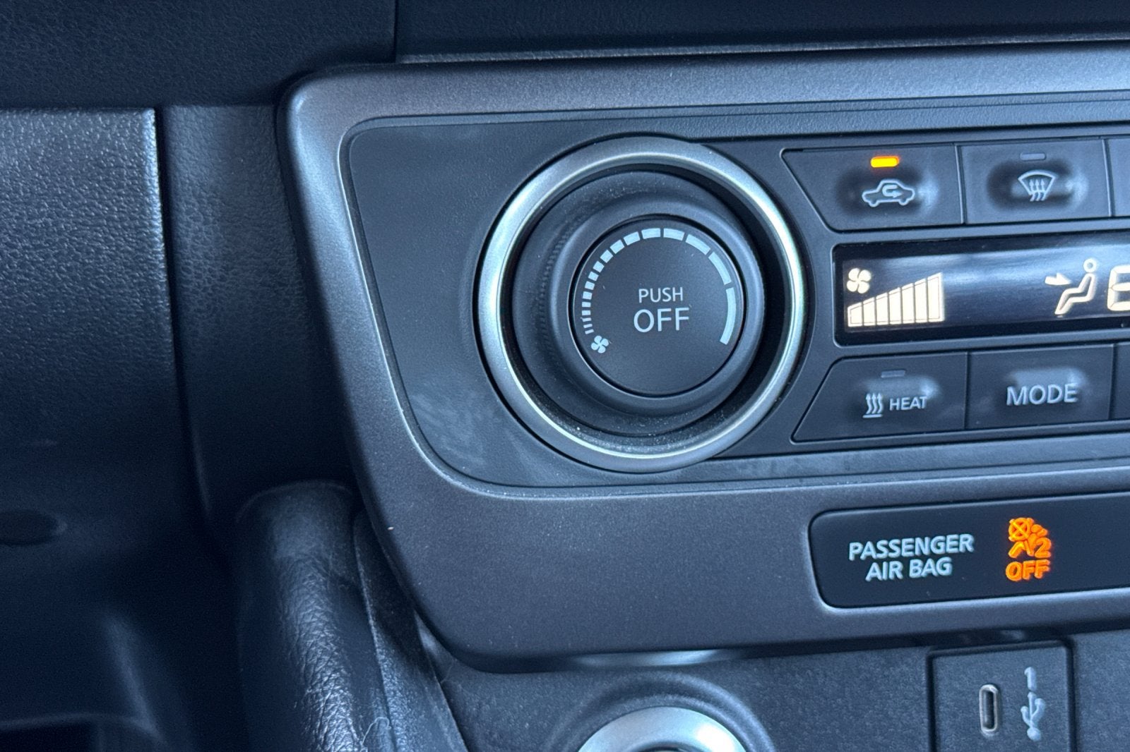 2025 Nissan Leaf S