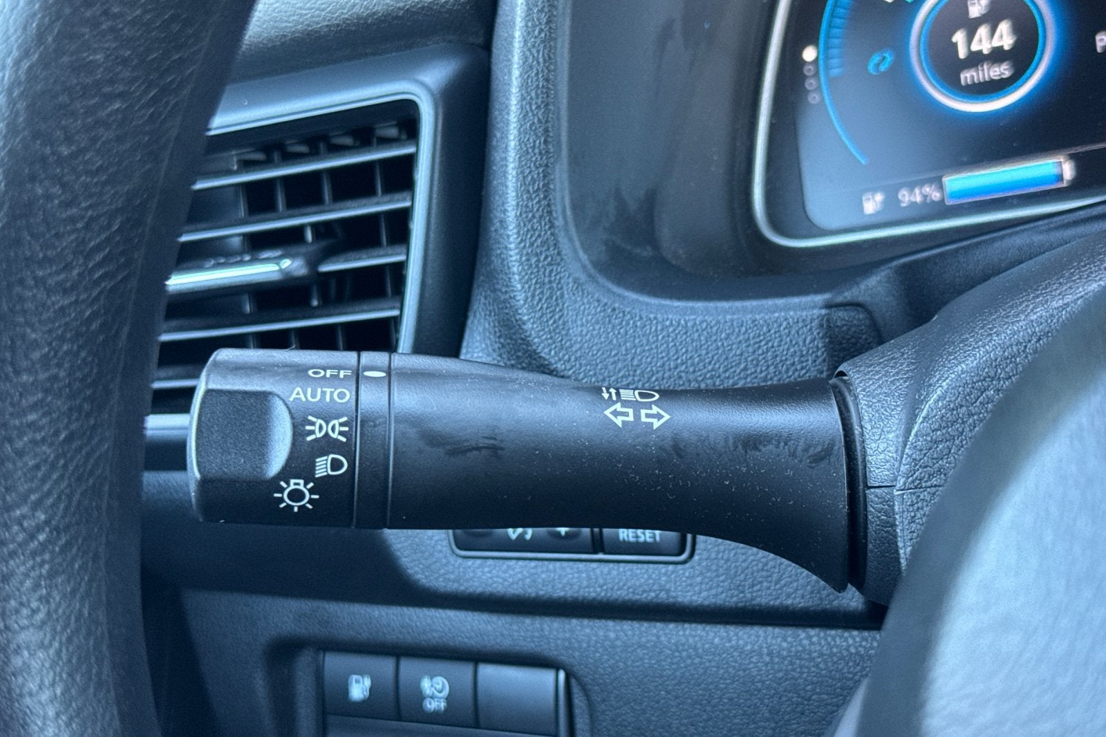 2025 Nissan Leaf S