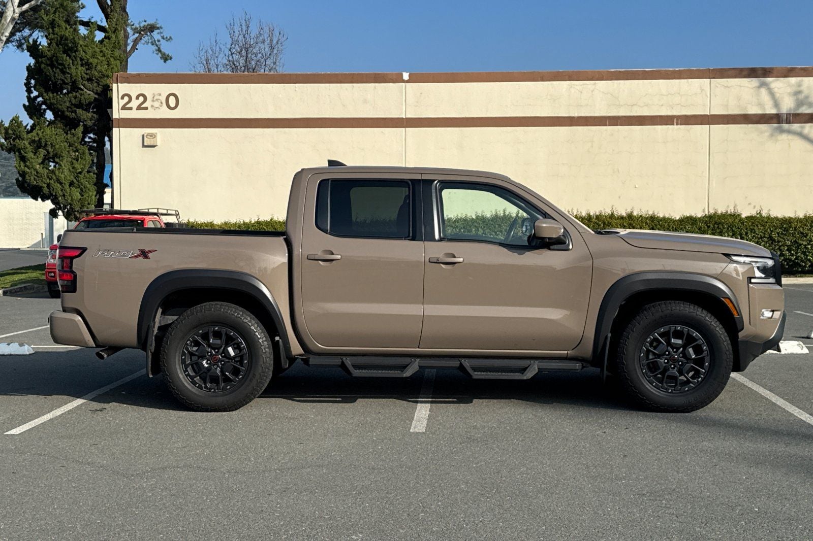 2023 Nissan Frontier PRO-X