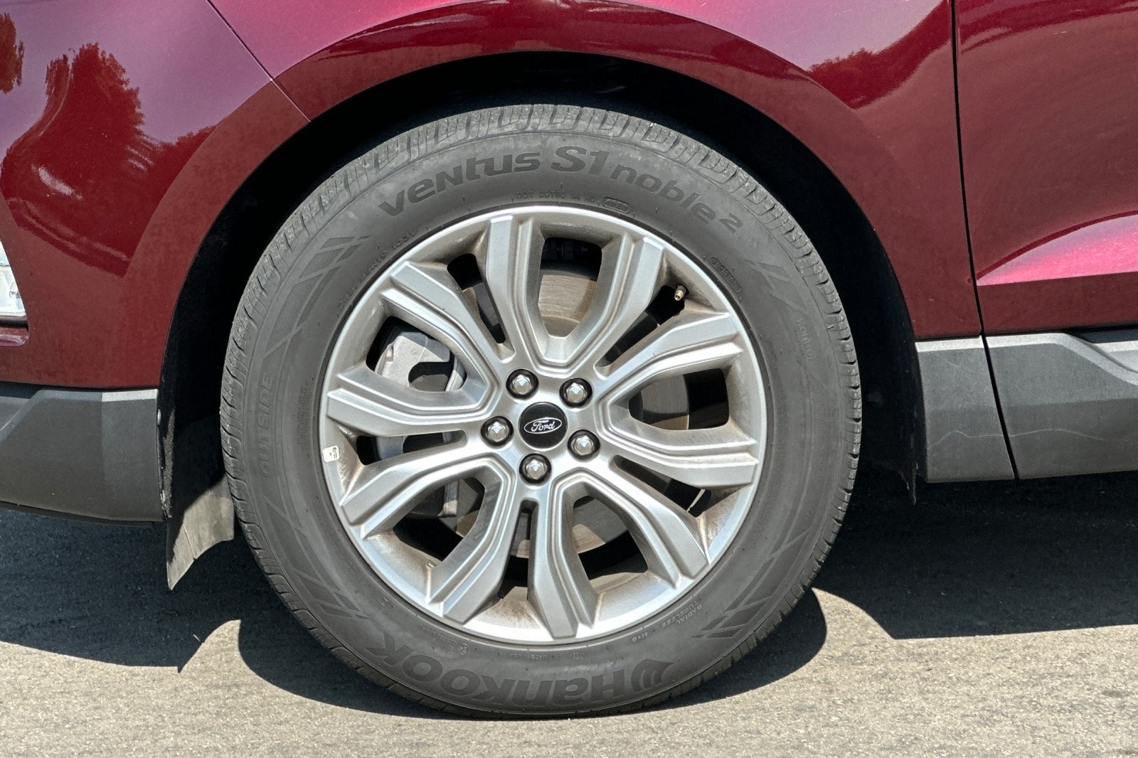 2024 Ford Edge Titanium