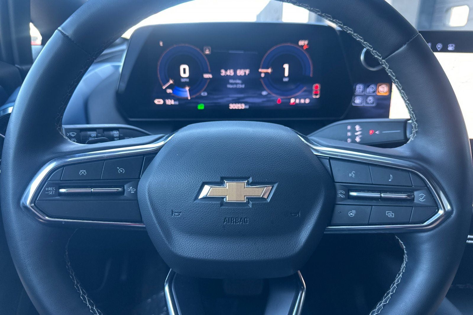 2025 Chevrolet Equinox EV LT