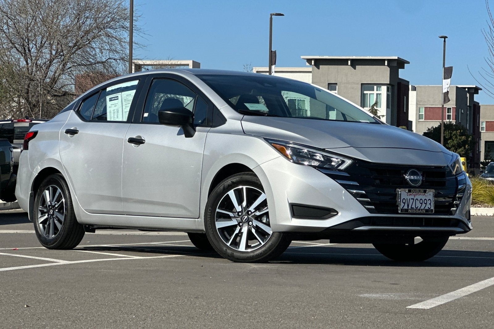 2025 Nissan Versa 1.6 S