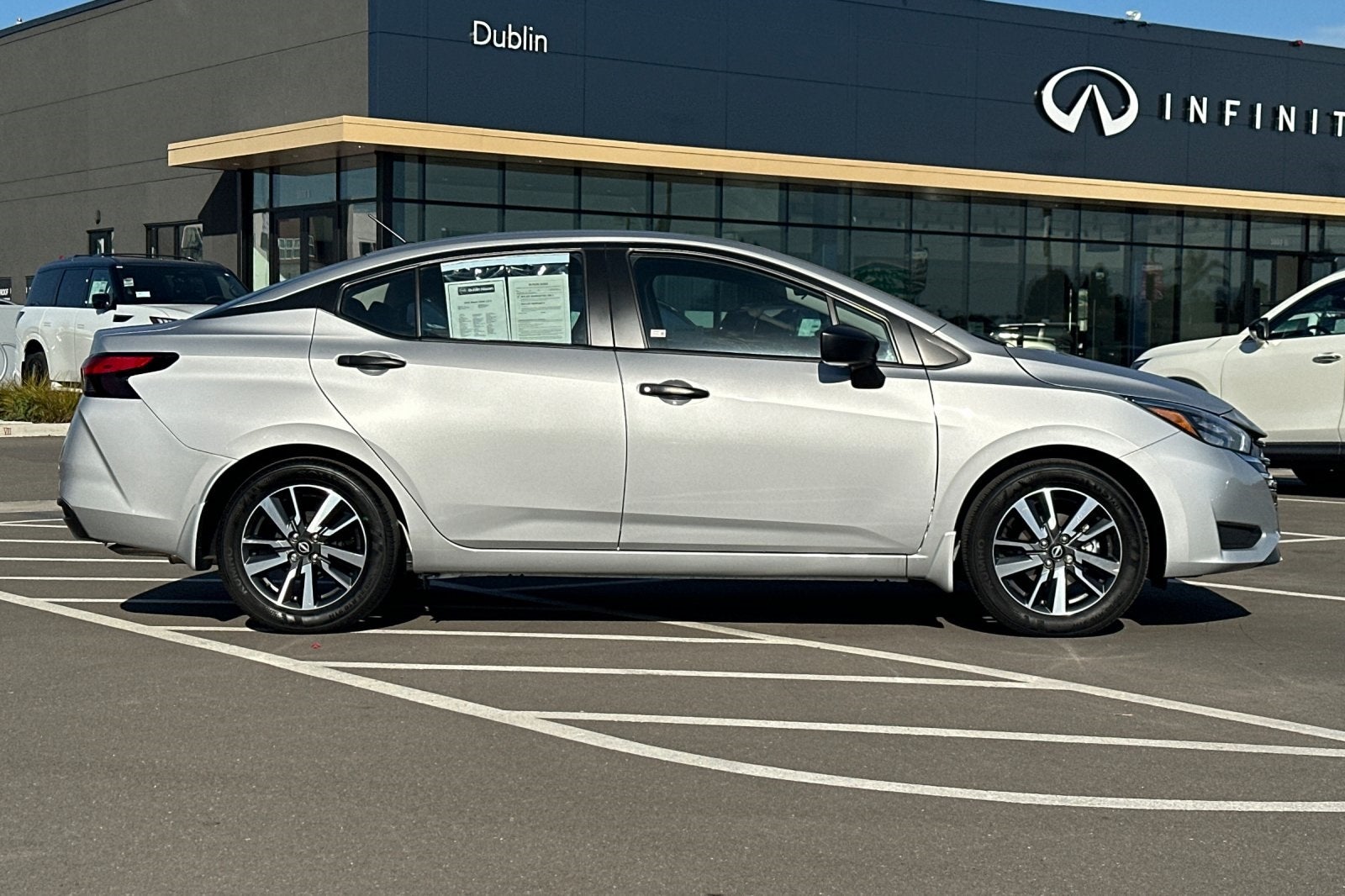 2025 Nissan Versa 1.6 S