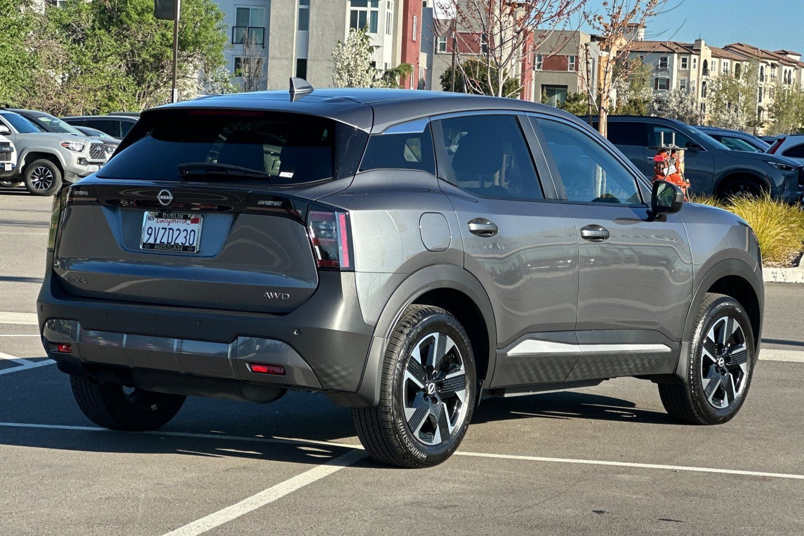 2025 Nissan Kicks SV
