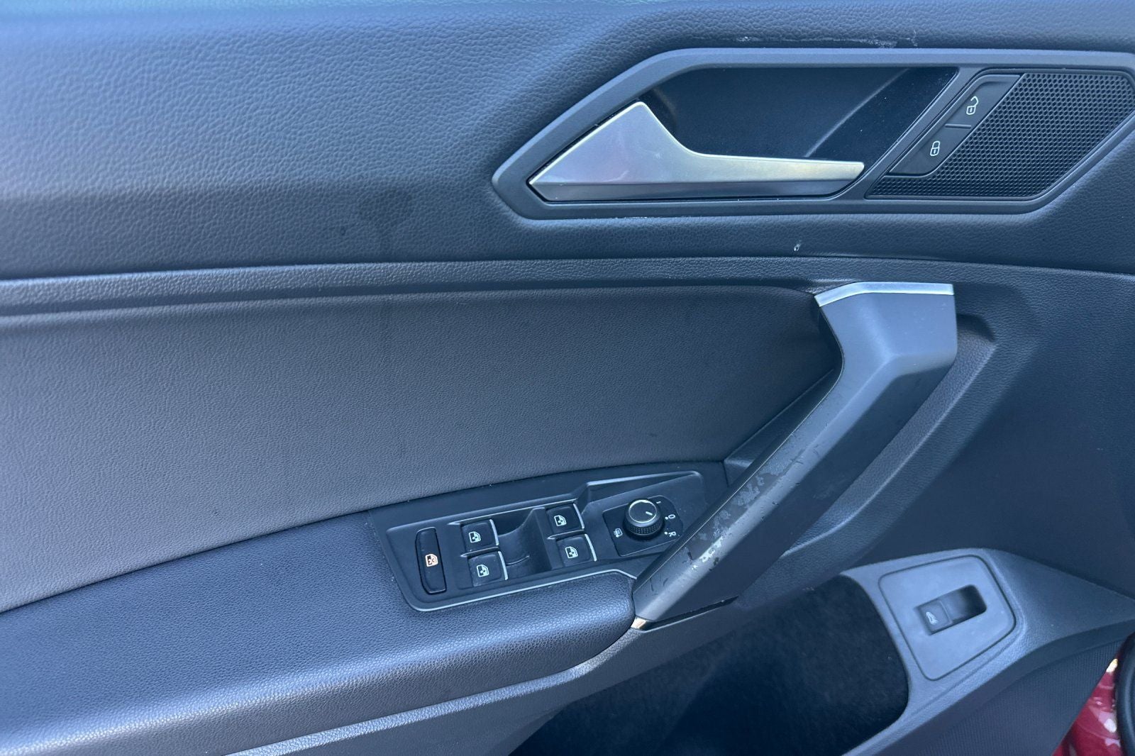 2019 Volkswagen Tiguan 2.0T SEL R-Line