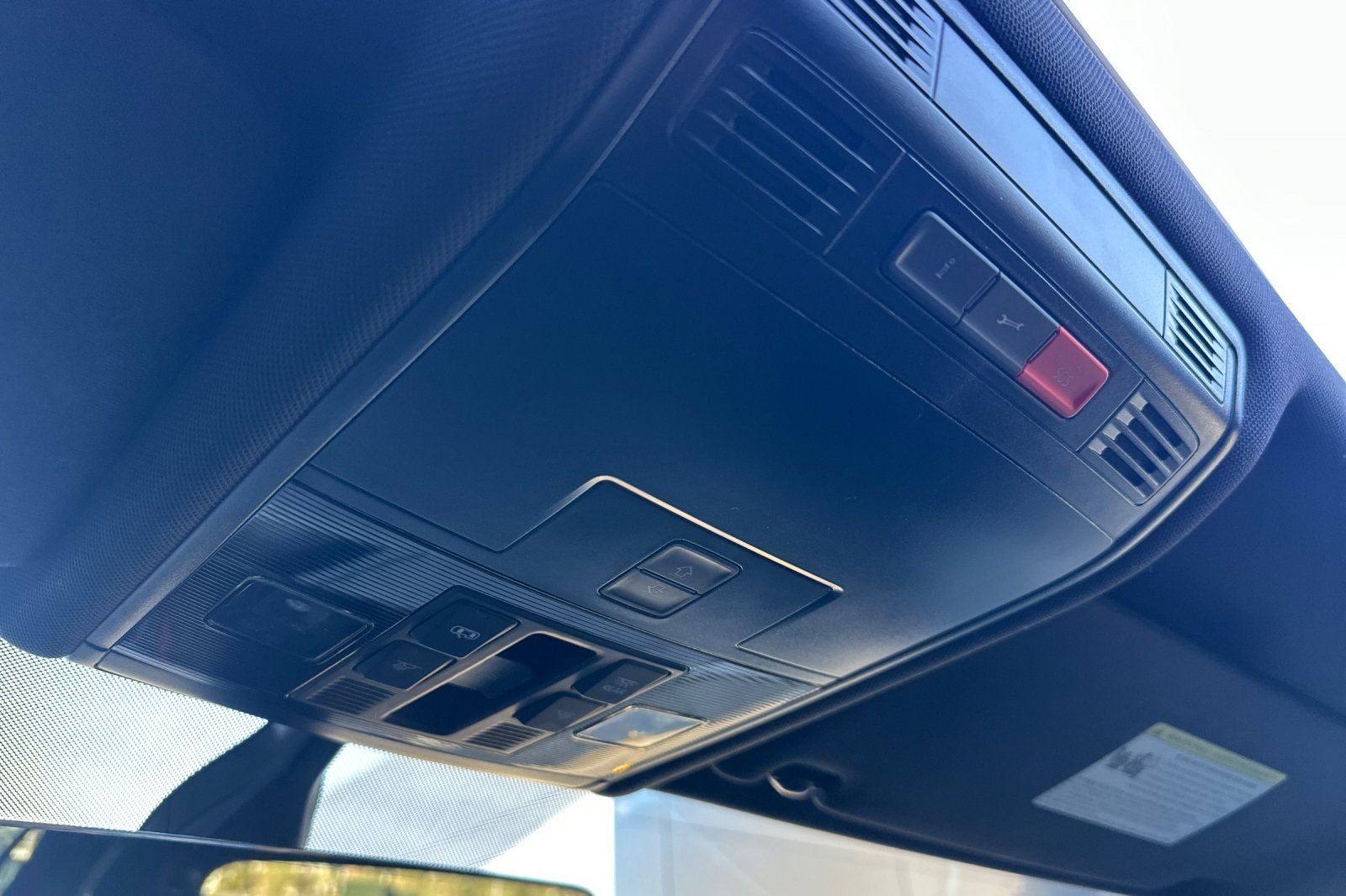 2019 Volkswagen Tiguan 2.0T SEL R-Line